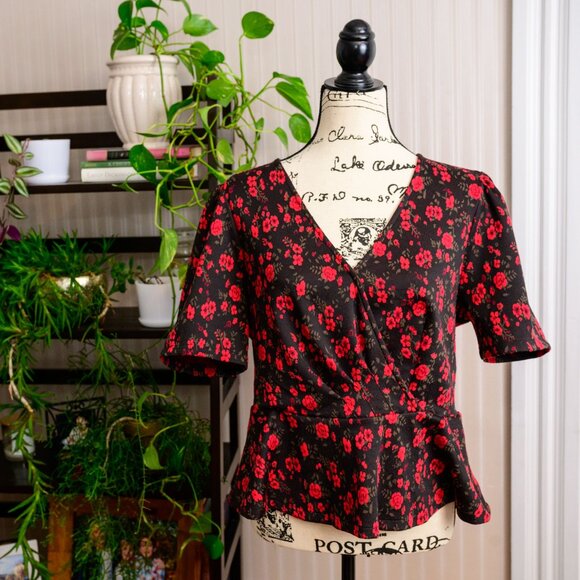 Anthropologie Meadow Rue Red Floral Top - Picture 4 of 4